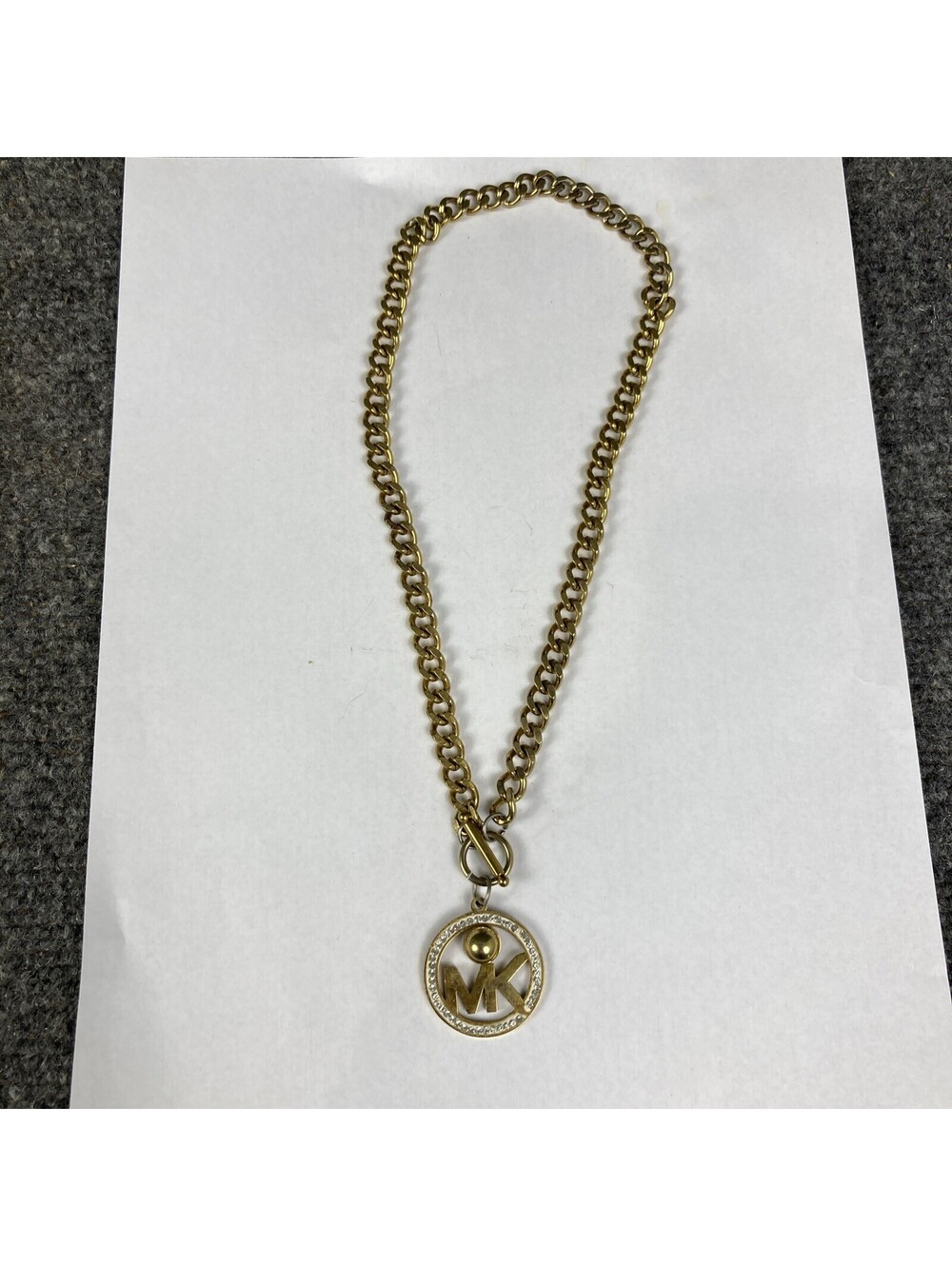 Michael Kors MK Gold Tone 1 1/4" Diameter Stone Pendant Necklace W/ Chunky Chain